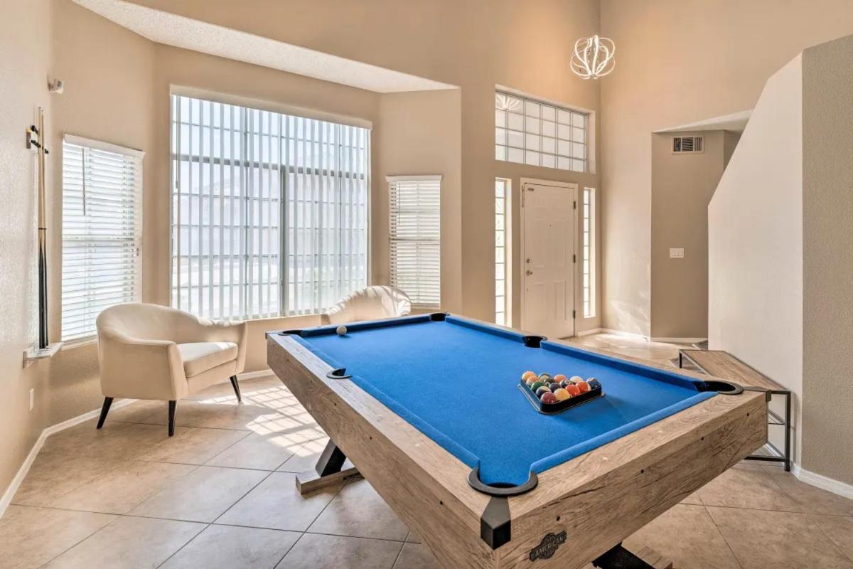 Вилла A Beautiful House With Hot Tub, Grill & Games! Лас-Вегас Экстерьер фото